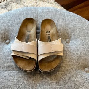 Birkenstock Oita Sandal…antique white.. women’s size 38